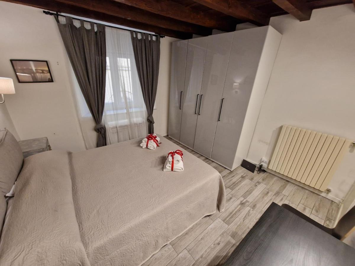 Apartamento Piccolo Rifugio In Santa Croce Florencia